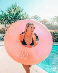 Sunnylife Pool Ring Neon Pink Credit Twofaded Pool Sunnylife Neon Pink