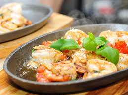 Charleston's changing of the guard isn't just relegated to a celebrity chef's departure. Charleston Food Tours Charleston Com
