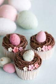 Great Decorating Idea For Mini Easter Egg Cupcakes Easter Cakes Easter Baking Easter Dessert
