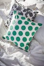 Asatilda Kissenbezug Natur Dunkelgrun Punkte 50x50 Cm Ikea Deutschland Kissenbezug Kissen Grosse Kissen