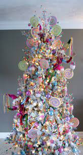 Pin By Luanna Droese On Foami Navidenas Candy Christmas Decorations Candy Christmas Tree Pink Christmas Tree