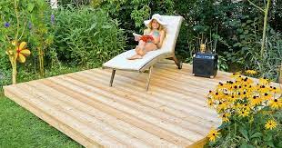 Den Platz An Der Sonne Kannst Du Dir Mit Einem Holzpodest Im Garten Selber Schaffen Mit Sc Holz Im Garten Selber Bauen Garten Holzterrasse Selber Bauen