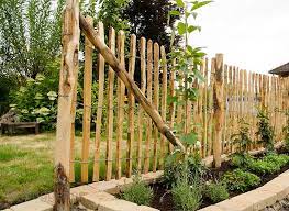 Bauerngarten Gemusegarten Garten Zaun Staketenzaun Holzzaun Kastanie Randsteine Rasenkante Naturzaun Naturnaher Ga Naturzaun Zaun Garten Bauerngarten