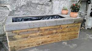 Alte Badewanne Neuer Teich Aus Alten Paletten Alte Badewanne Paletten Garten Alte Paletten