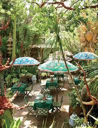 Well Set Hutton Wilkinson S Tables Of Fancy Patio Garten Leben Unter Freiem Himmel Outdoor Dekorationen