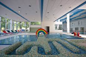 Waldschwimmbad Neu Isenburg Bilder Hallenbader Schwimmbader Hallenbad