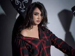 سامية الطرابلسي ممثلة تونسية، من مواليد عام 1987، نشأت في السعودية وتنقلت بين الدول العربية مثل تونس ومصر والإمارات، بدأت حياتها الفنية في الإعلانات وتقديم البرامج. Ø³Ø§Ù…ÙŠØ© Ø·Ø±Ø§Ø¨Ù„Ø³Ù‰ Ø¨Ø¯ÙˆØ±ÙŠÙ† Ù…ØªÙ†Ø§Ù‚Ø¶ÙŠÙ† ÙÙ‰ ÙÙŠÙ„Ù…Ù‰ Ø´Ù†Ø·Ø© Ø­Ù…Ø²Ø© Ùˆ Ø¨Ø« Ù…Ø¨Ø§Ø´Ø± Ø¹ÙŠÙ†