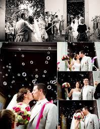 Elles se présentent dans des contenants aux formes originales : Bulles De Savon A La Sortie De L Eglise Decoration Mariage Sortie Eglise Mariage Idee Photo Mariage