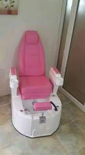 Jakuzili Pedikur Spa Koltugu Oturma Bolumu Masaj Ozelligi Sirt Masaj Ozelligi Bel Masaj Ozelligi Kuvet Ici Aydinlatma Ve Farkli Pedikur Renkler Jet Motoru