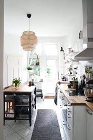 Stillstand Langweilt Mich Bei Der Einrichtung Wie Auch Im Leben Zu Besuch Bei Lenaliving In Osnabruck Altbau Kuche Wohnungseinrichtung Modern Altbauwohnung