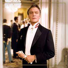 The famous musical by rodgers and hammerstein, based on the story of the trapp family singers. The Sound Of Music Congratulations To Christopher Plummer This March Plummer Will Be Honored With A Lifetime Achievement Award From The Canadian Screen Awards Like This Photo Of Christoper Plummer As