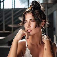 18.1.1999 (21 let) oradea, rumunsko. Toth Andi Andee Performing Arts 755 Photos Facebook