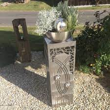 Edelstahl Gartendeko Gartensaule Mit Pflanzschale Garten Deko Pflanzschale Pflanzensaule