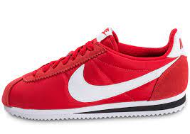 Enroulez de nouveau la génoise bien serrée pour former une bûche. Cortez Rouge Et Blanche 64 Remise Www Muminlerotomotiv Com Tr