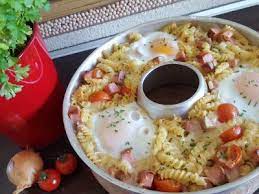 Nudelauflauf Mit Leberkase Und Spiegelei Leberkase Rezept Nudelauflauf Omnia Backofen Rezepte