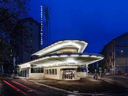 Meet Lapo Elkann Italy S Worldwide Ambassador Of Cool Italia Facade Lighting Picture Gallery