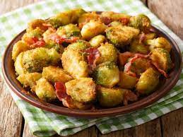 Rosenkohl Hat Einen Unheimlichen Vorteil Es Bedarf An Sich Keiner Aufwendigen Rezepte Um In Den Vollendeten Genuss Zu Kom Rosenkohl Rezepte Rosenkohl Rezepte