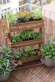 Die Besten Pflanzgefasse Fur Den Selbstversorger Balkon Mia Fashion Berlin Dekoration Pflanzen Balkongarten Garten