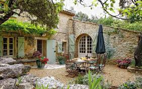 Mediterran Mediterraner Garten Gartengestaltung Gartenideen Garten Essecke Gartenmobel Stein Naturlic Steinfassade Mediterraner Garten Gartengestaltung