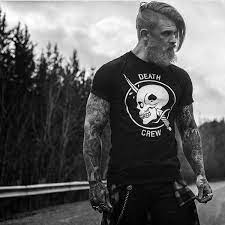 Can you think of a more striking combo than undercut long hair? 40 Long Undercut Haircuts For Men Lengthy Male Hairstyles