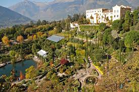 Gartenkunst Oder Wege Nach Eden Die Garten Von Schloss Trautmannsdorf In Meran Meran Reisen Reiseziele