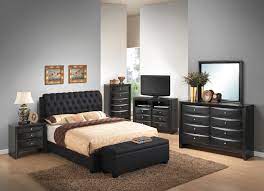 Beautiful Black Shiny Finish Bedroom Furniture For Your Modern Home Pp Furniture New York Bedroom Sets Bedroom Furniture Shops Bedroom Furniture Sets
