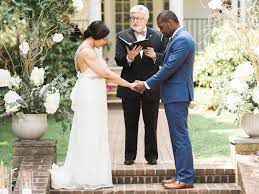 21 Meaningful Vow Renewal Gifts That Celebrate Lasting Love
