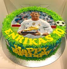 Scroll these kids birthday cakes and cupcakes i to find the perfect recipe. Cr7 Cristiano Ronaldo Cake Decoracion De Tortas Ronaldo Cristiano Ronaldo