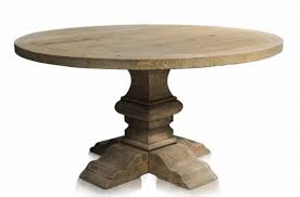 Elle est fabriquée en chêne massif et déclinée en plusieurs tailles de plateau afin de s'il est protégé de l'eau, la chaleur et entretenu régulièrement, il se bonifie avec le temps. Table Ronde En Bois Table En Bois Ronde Table Ronde Bois Table De Ferme Table De Ferme Ancienne Table En Chene Massif