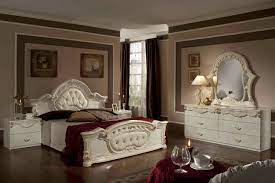 Stylish Design Furniture Rococo Italian Classic Beige Bedroom Set 1 972 50 Http Www Styl Modern King Bedroom Sets Italian Bedroom Sets Classic Bedroom