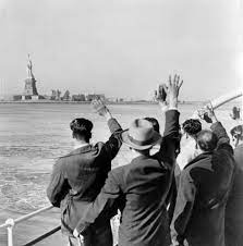 Things to do near ellis island immigration museum. Gateway To America The Celebrities Of Ellis Island