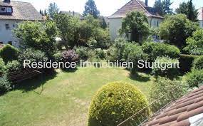 Mietwohnung In Stuttgart Vaihingen Die Wohnung Befindet Sich Im Dg Eines Kleinen Mehrfamilienhauses Und Besteht Immobilien Mehrfamilienhauser Immobilienmakler