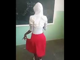 #baikoko#baikoko#baikoko kangamoko viuno laini vya watoto wa tanga. Tazama Viuno Vya Mwanafunzi Huyu Wa Chuo Youtube