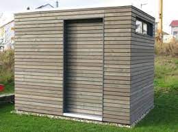 Diy Gartenhutte Mit Geschlossener Rhombusverschalung Schiebetur Fenster Flachdach Mit Dachgulli Und Bodenklapp Moderne Gartenentwurfe Gartenhutte Gartenhaus
