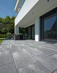 Linaro Dolomitgrau Gemasert Gartengestaltung Garten Und Outdoor Terrassenfliesen