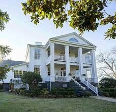 The Pearl Of Monticello C 1840 S C In 2020 Old Farm Houses Old Houses Antebellum Homes