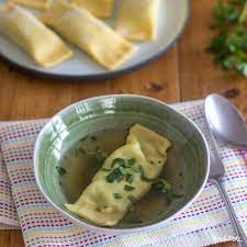 Glutenfreie Maultaschen Mit Selbstgemachtem Nudelteig Kochtrotz Kreative Rezepte Rezept Rezepte Glutenfrei Nudelteig