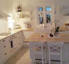 Svetle Kuchyne S Ostruvkem To Ja Muzu 3 Kuchyn Kitchen Home Haus Kuchen Landhauskuche Wohnung Kuche