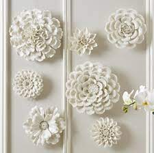 A30784 Set Of 7 White Porcelain Garden Flower Wall Sculptures White Wall Flowers Garden Wall Decor Flower Wall