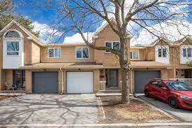 Search short term and month to month lease apartments, houses and rooms in ottawa 2 room minimum 1 month, sep 19. Apartments For Rent Ottawa Aspen Village Townhomes