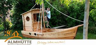 Spielschiffe Fur Den Garten Almhutte Naturholzbau Der Spezialist Fur Naturholz Spielgerate Fur Kin Kinder Gartenhaus Baumhaus Designs Spielgerate Fur Draussen