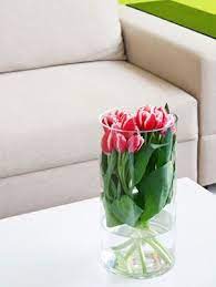 Dekoidee 4 Tulpen In Hoher Vase Tulpen Dekoration Deko Blumen