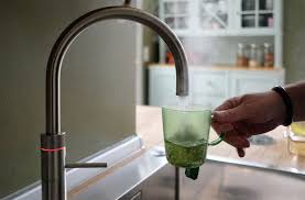 Wenn der wasserhahn trotz intakten ventilen bzw. Ein Gruss Aus Der Kuche Vom Wasserhahn Der Alles Kann Quooker Cube Anneliwest Berlin