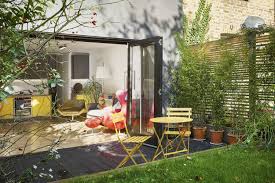 A Gorgeous Ground Floor London Flat Opens Onto A Garden Apartment Garden Apartment Backyard Patio Design