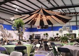 A School Gym Transformed With Amazing Creativity School Dance Ideas School Dance Themes School Dance Decorations