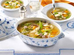 Hochzeitssuppe Mit Eierstich Und Riebele Rezept Lecker