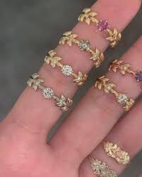Baby Goddess Evergreen Sermez Com Fine Gold Jewelry Luxury Jewelry Fairtrade Gold