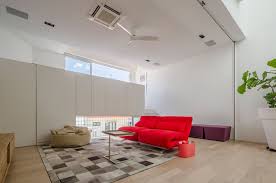 Tiered Open Spaces In The Interior Of A Multi Storey House In Singapore Home Design Lover House And Home Magazine House Design Beautiful Houses Interior