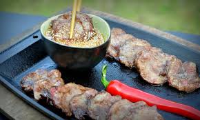Gegrillte Rinderzunge Rezept Fur Wagyu Zunge Auf Asiatische Art Gyutan In Japan Ist Die Rinderzunge Vom Grill Eine Rinderzunge Rezept Rinderzunge Rezepte