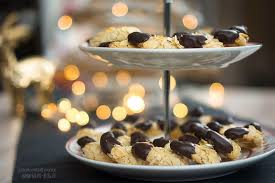 Sallys Blog Mandel Marzipan Hornchen Glutenfrei Marzipan Weihnachtsrezepte Lebensmittel Essen